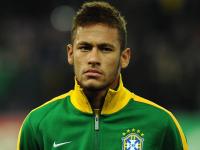 FB体育娱乐-德罗赞末节狂飙19分，开拓者生死战险胜灰熊保住季后赛希望