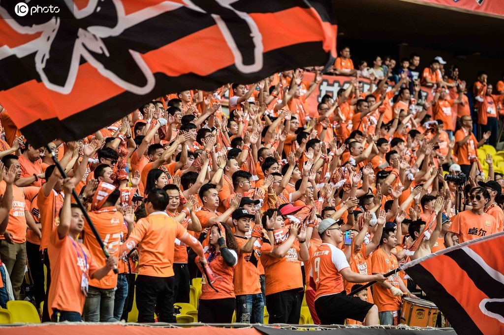 包含武汉卓尔取得重要胜利，稳固中游位置的词条