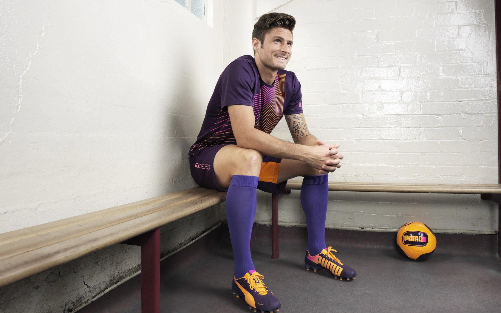 郑思维关键制胜,丹麦队完胜泰国队背后的战术博弈与精神力量